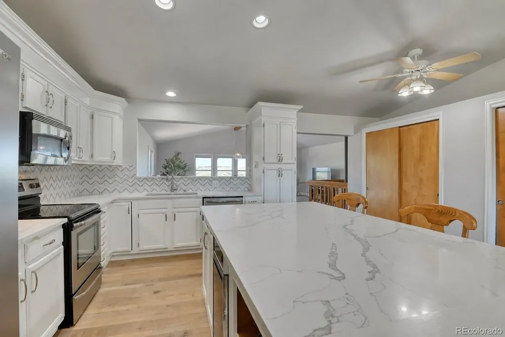 38801 Private Road 17 Elizabeth CO 80107