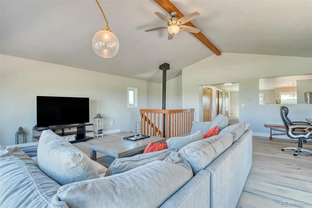 38801 Private Road 17 Elizabeth CO 80107