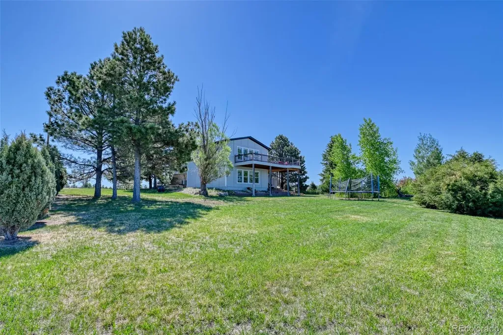 38801 Private Road 17 Elizabeth CO 80107