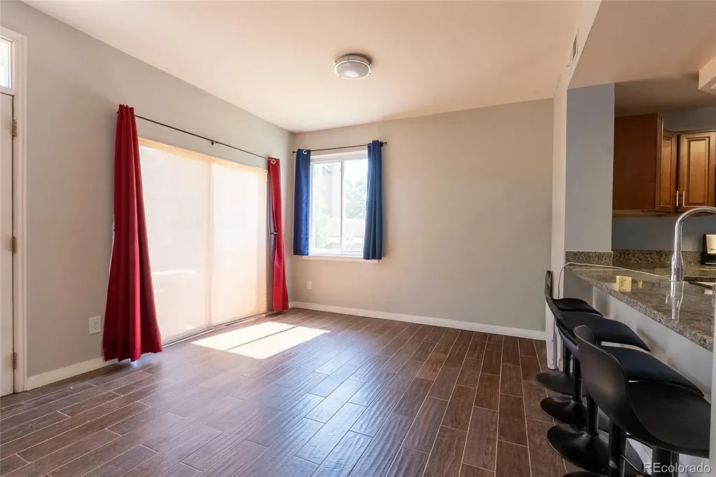 1089 S Walden Way Aurora CO 80017