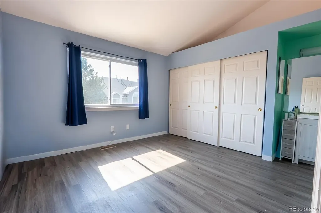 1089 S Walden Way Aurora CO 80017