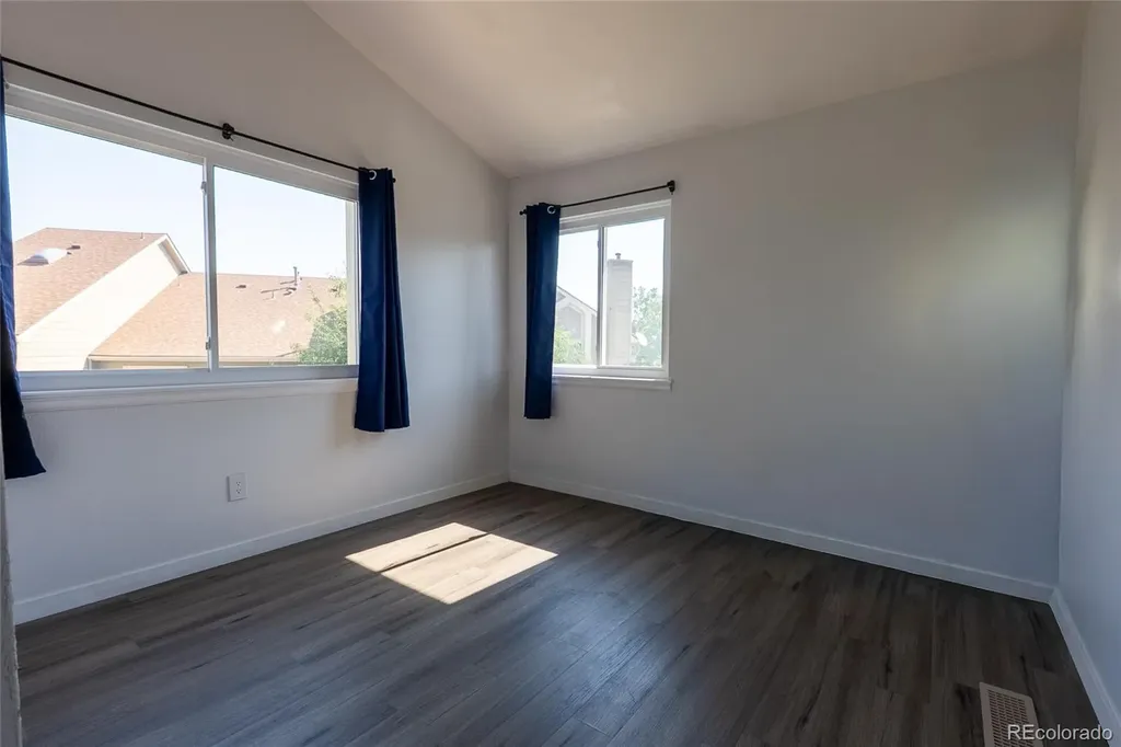 1089 S Walden Way Aurora CO 80017