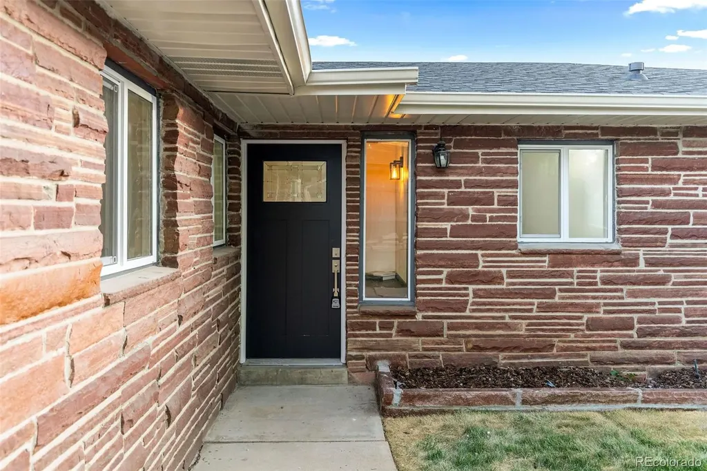 5021 S Washington Street Englewood CO 80113