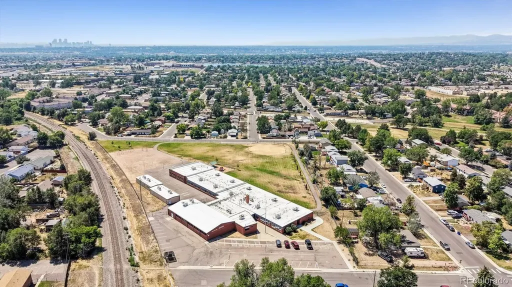 5793 W 75th Avenue Arvada CO 80003