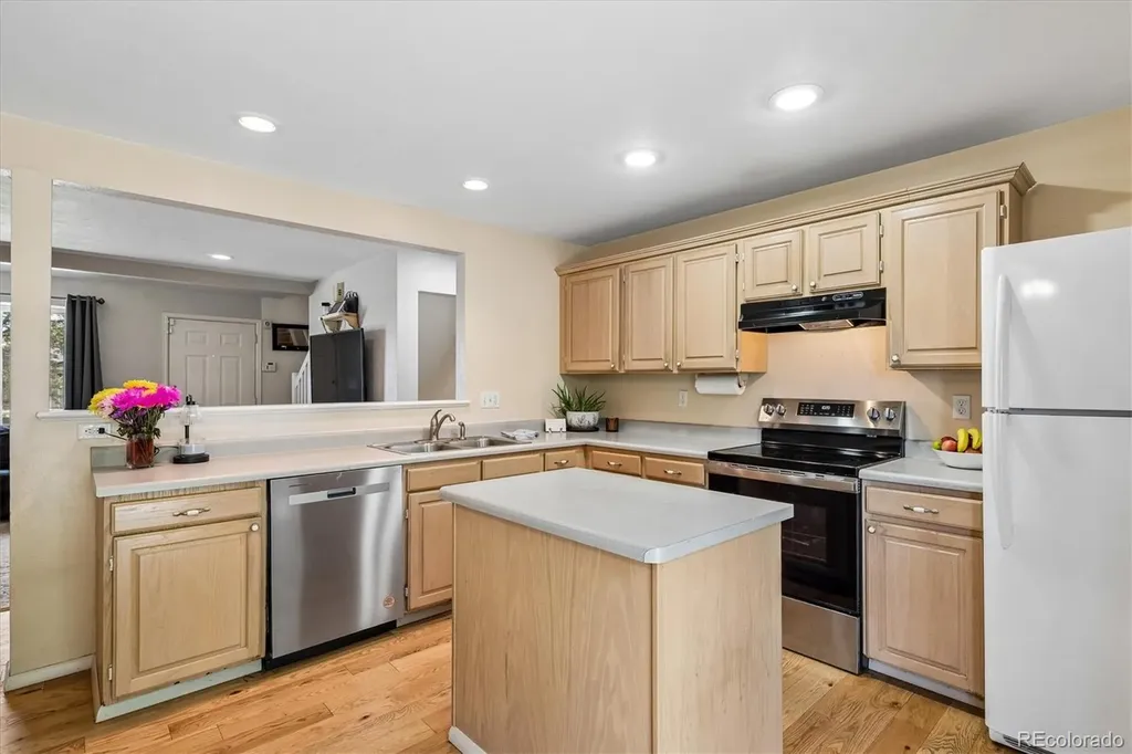 5793 W 75th Avenue Arvada CO 80003