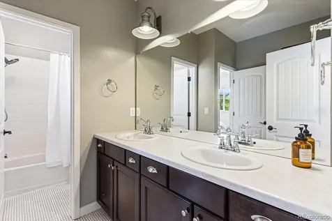 26512 E Calhoun Place Aurora CO 80016