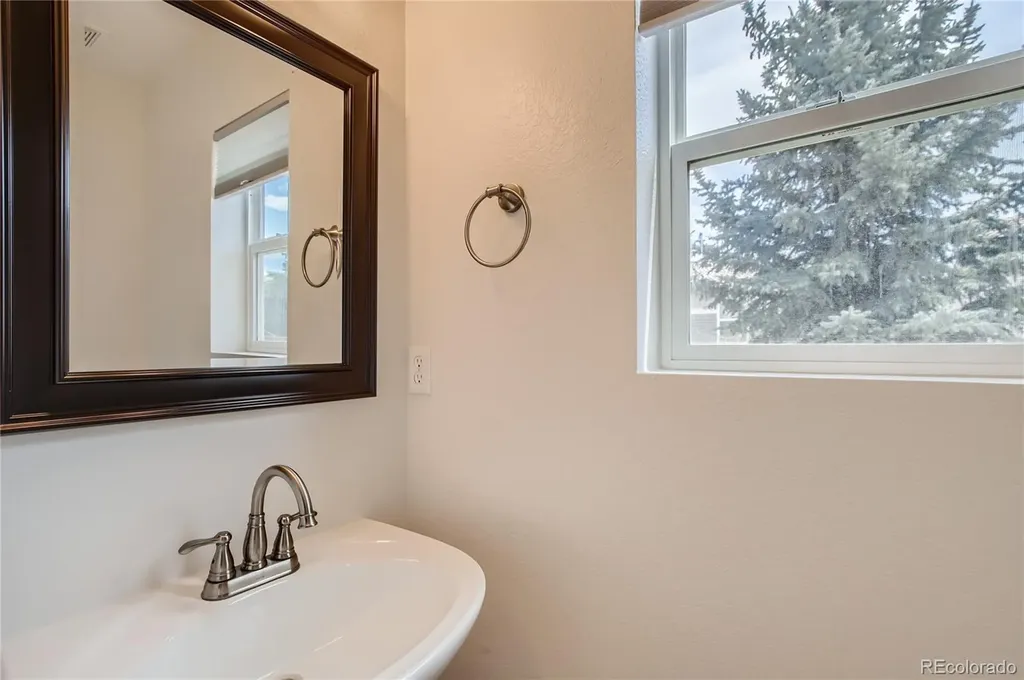 2402 S Quartz Street Castle Rock CO 80109