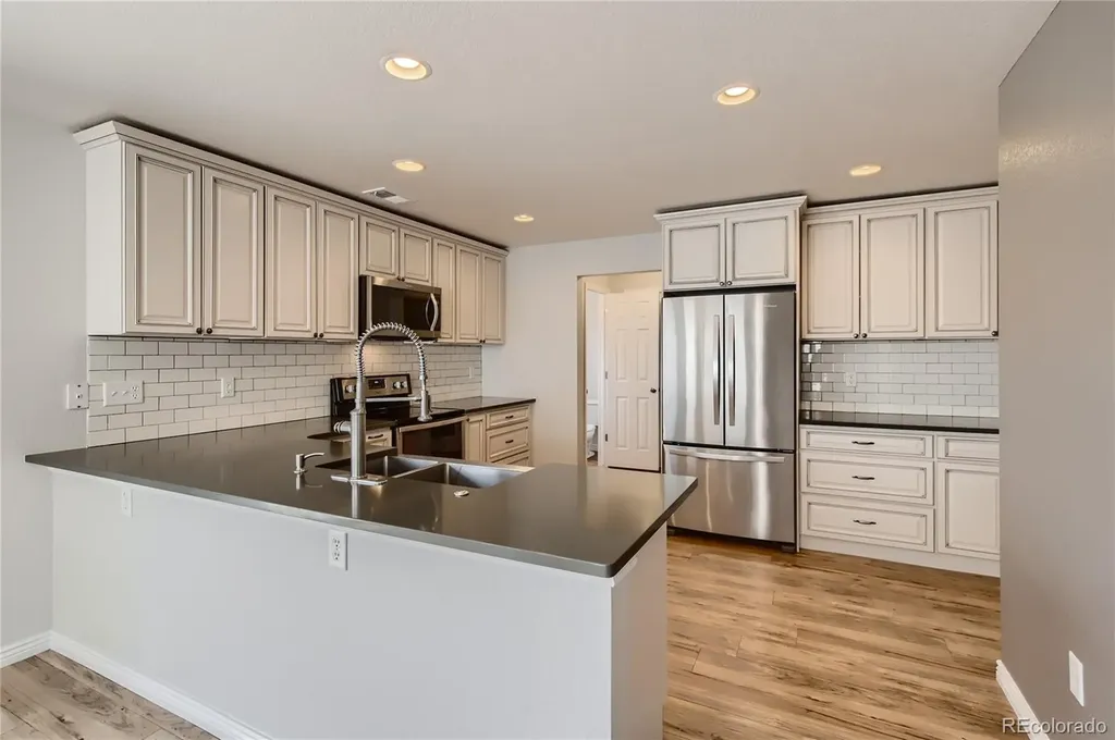 2402 S Quartz Street Castle Rock CO 80109