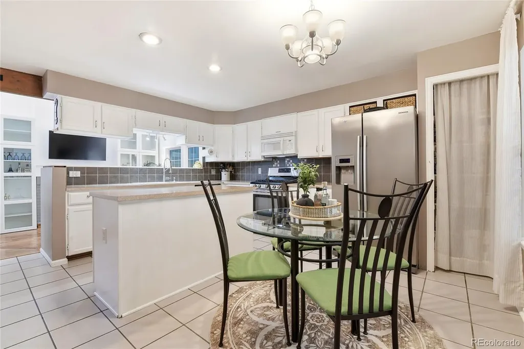 7903 S Garrison Way Littleton CO 80128