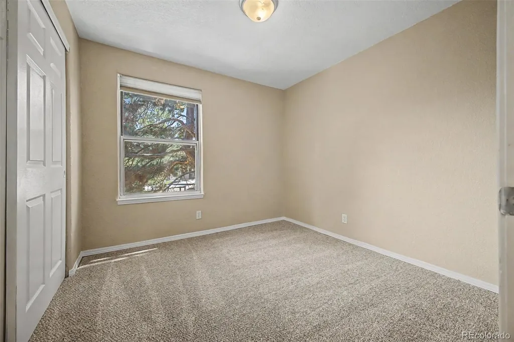 4899 S Dudley Street Littleton CO 80123