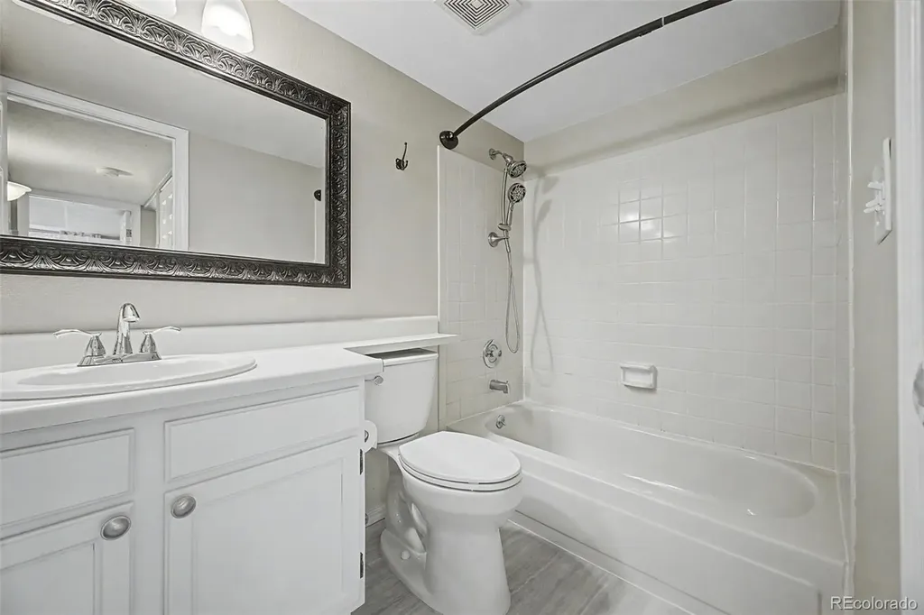 4899 S Dudley Street Littleton CO 80123