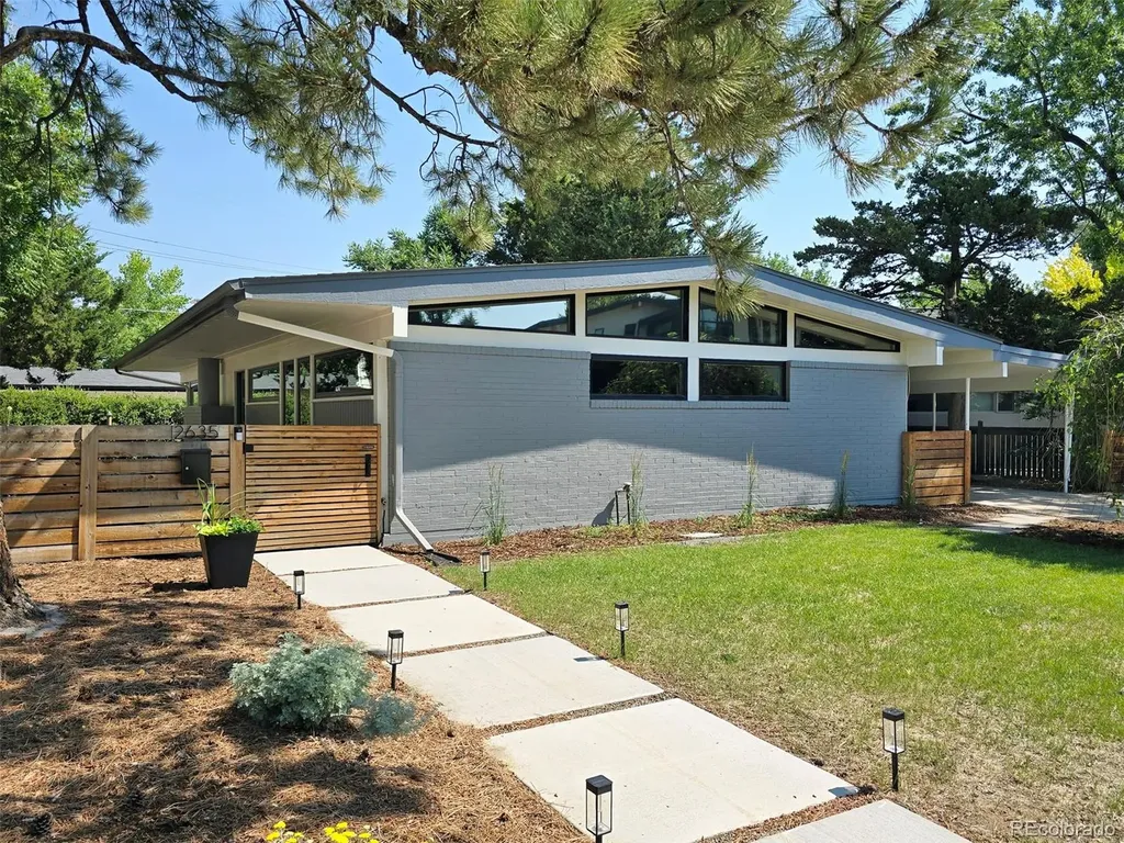2635 S Garfield Way Denver CO 80210