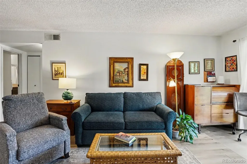 8335 Fairmount Drive Denver CO 80247