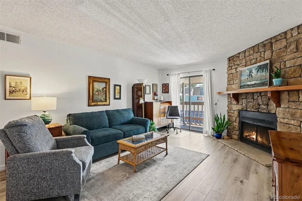 8335 Fairmount Drive Denver CO 80247