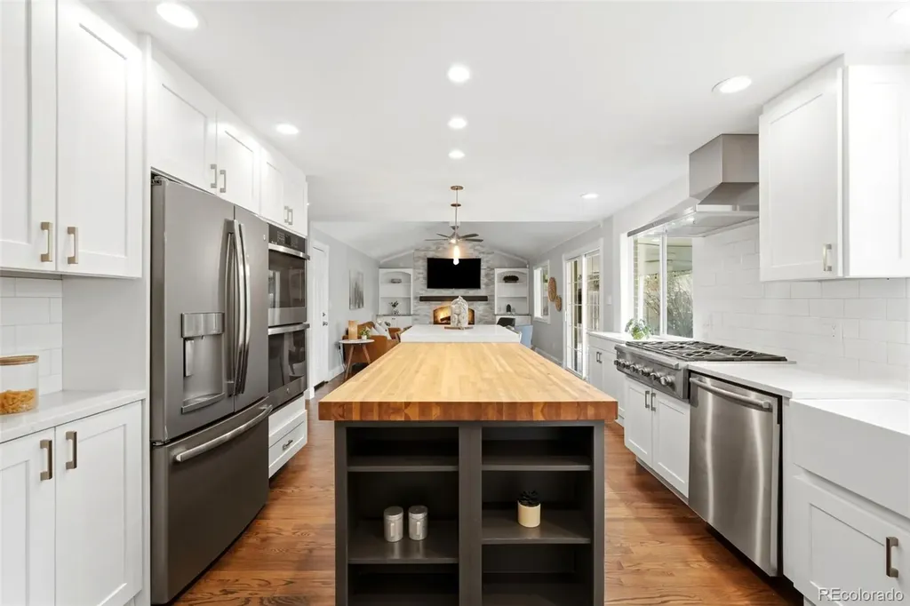7705 E Napa Place Denver CO 80237