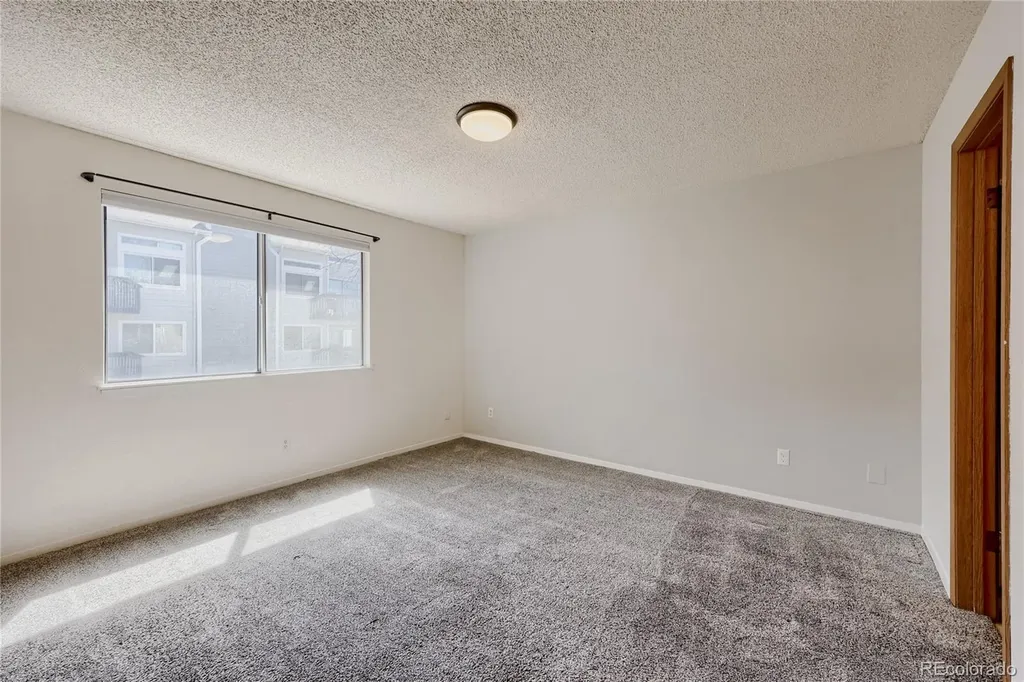 1302 S Cathay Court Aurora CO 80017