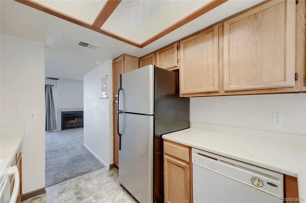 1302 S Cathay Court Aurora CO 80017