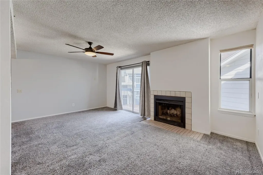 1302 S Cathay Court Aurora CO 80017