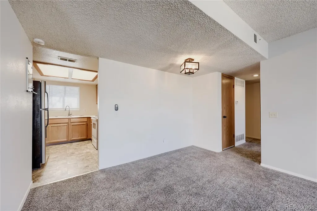 1302 S Cathay Court Aurora CO 80017