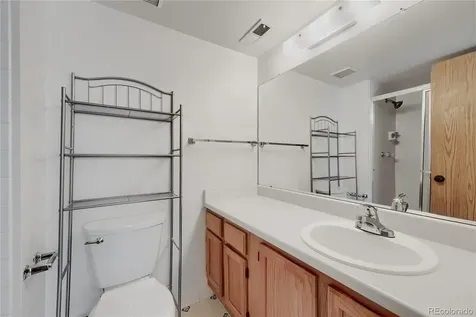 1302 S Cathay Court Aurora CO 80017