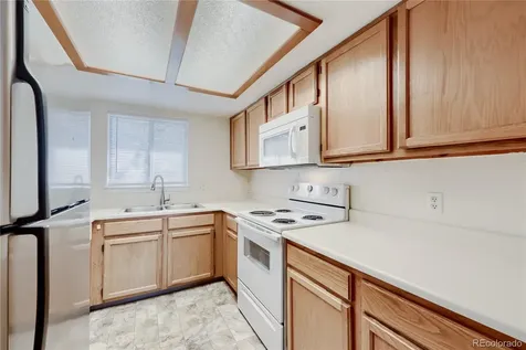 1302 S Cathay Court Aurora CO 80017