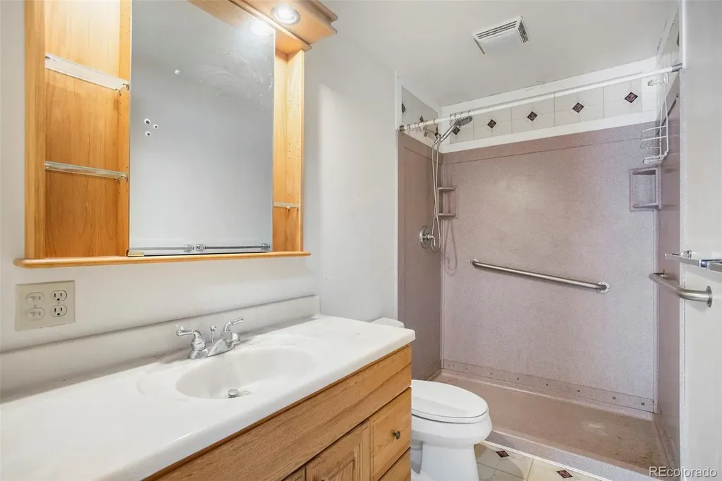4259 E Fremont Avenue Littleton CO 80122