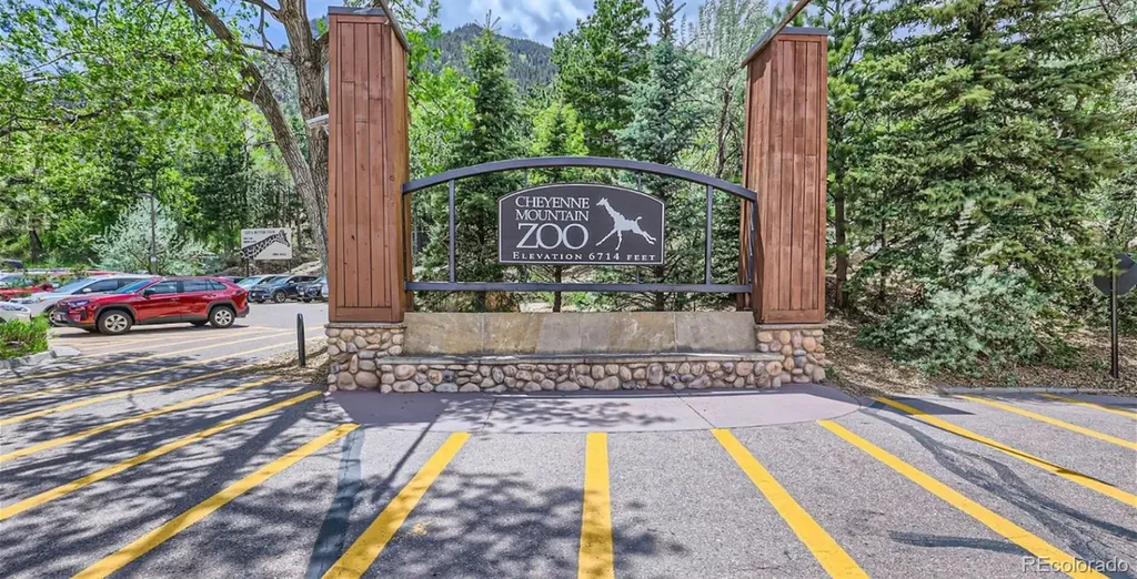 2640 Lower Crags Point Colorado Springs CO 80904