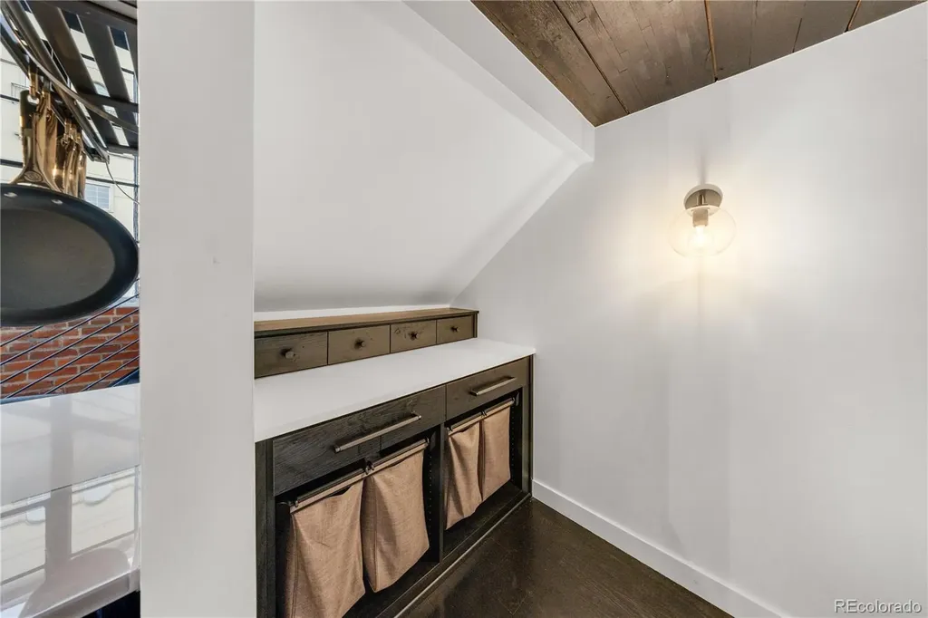 1090 Cherokee Street Denver CO 80204