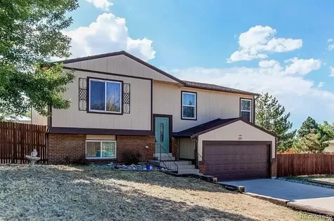 911 Park View Castle Rock CO 80104