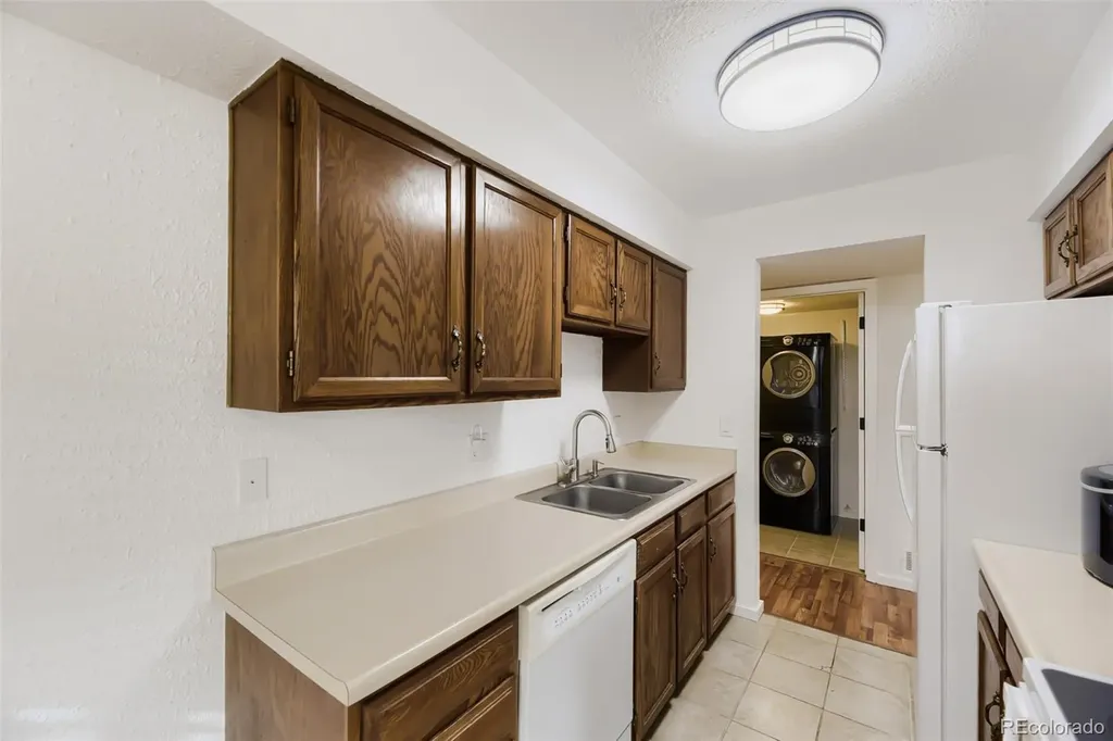 17662 E Loyola Drive Aurora CO 80013