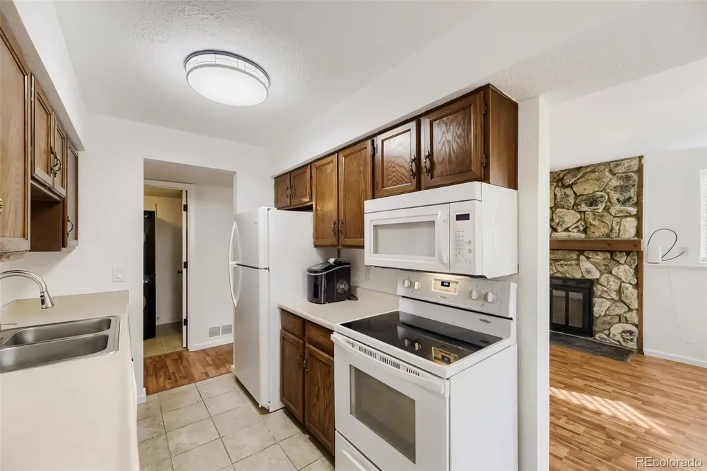 17662 E Loyola Drive Aurora CO 80013