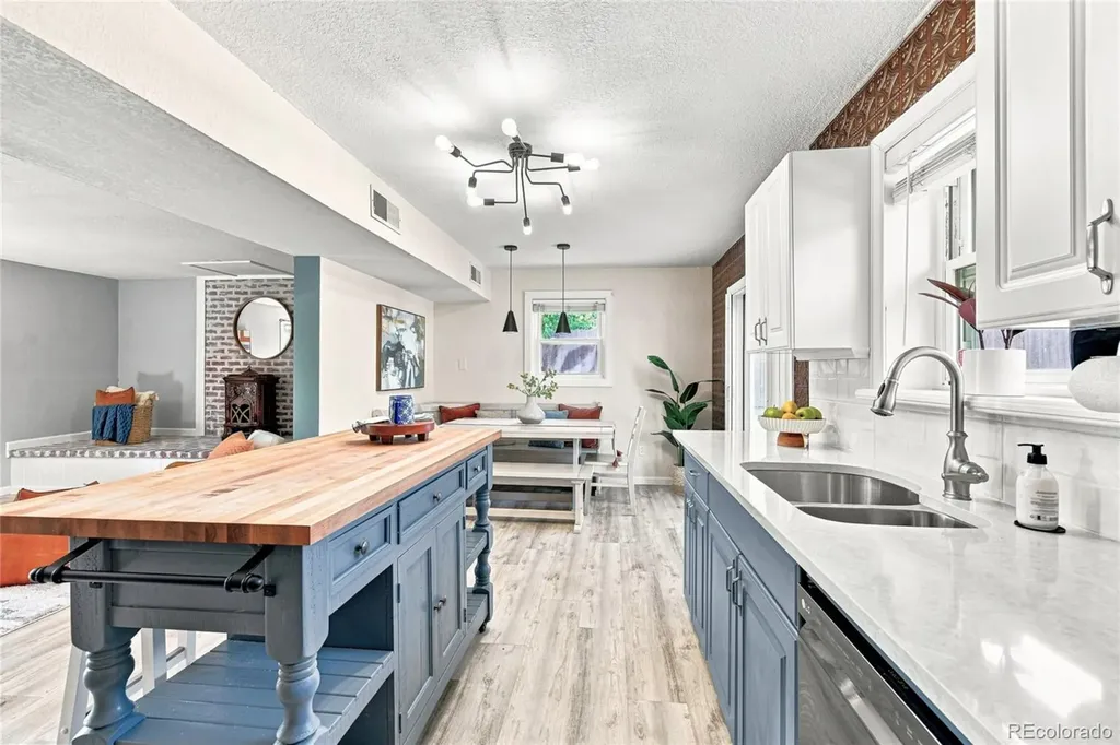 5427 Tejon Street Denver CO 80221