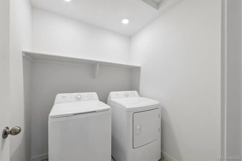 10976 Snowdon Street Parker CO 80134
