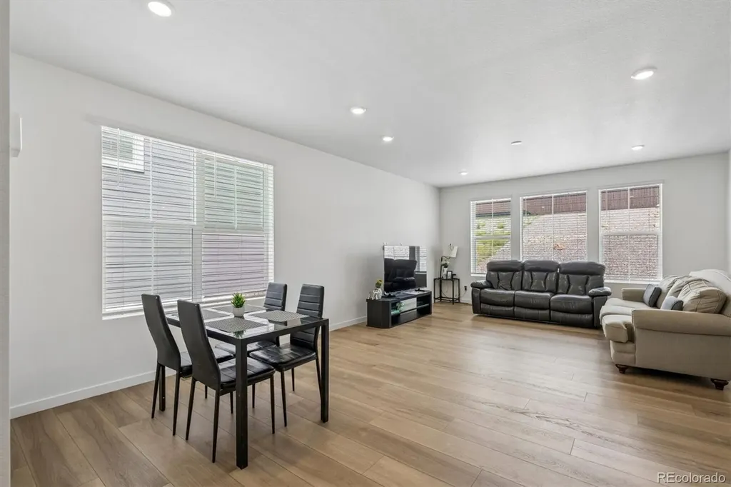 10976 Snowdon Street Parker CO 80134