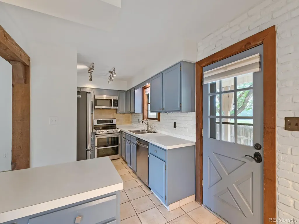 4693 S Akron Street Greenwood Village CO 80111