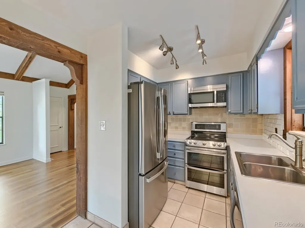 4693 S Akron Street Greenwood Village CO 80111