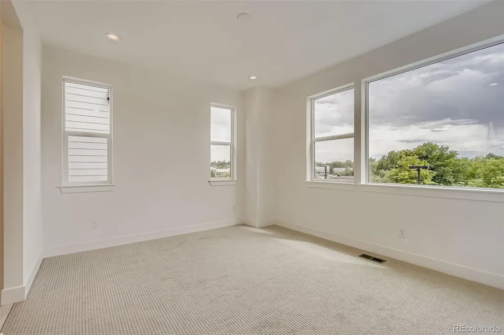 10886 E Hinsdale Circle Centennial CO 80112