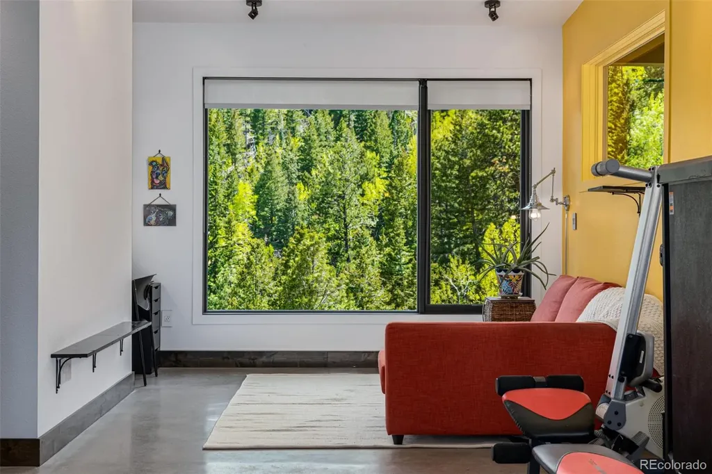 5896 Peregrine Trail Golden CO 80403