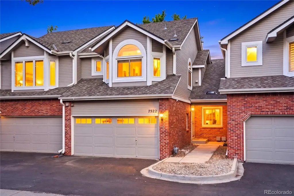 7522 S Monaco Way Centennial CO 80112