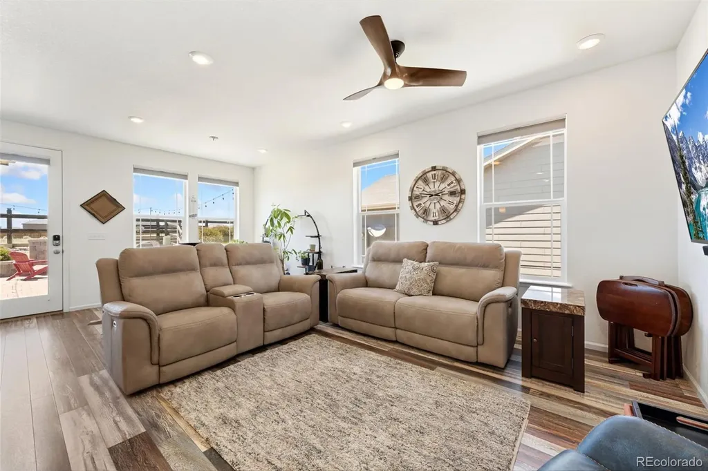 12791 Crane River Drive Longmont CO 80504