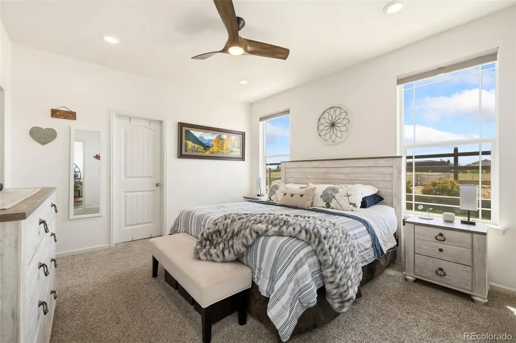 12791 Crane River Drive Longmont CO 80504