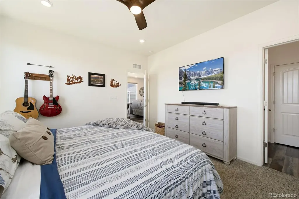 12791 Crane River Drive Longmont CO 80504
