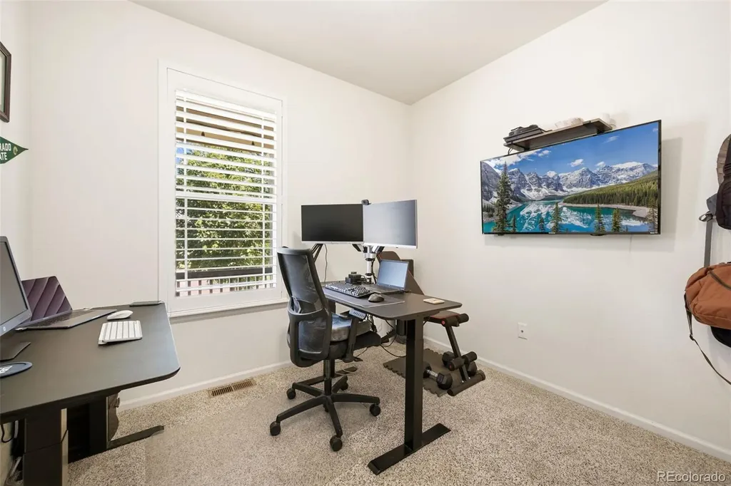 12791 Crane River Drive Longmont CO 80504