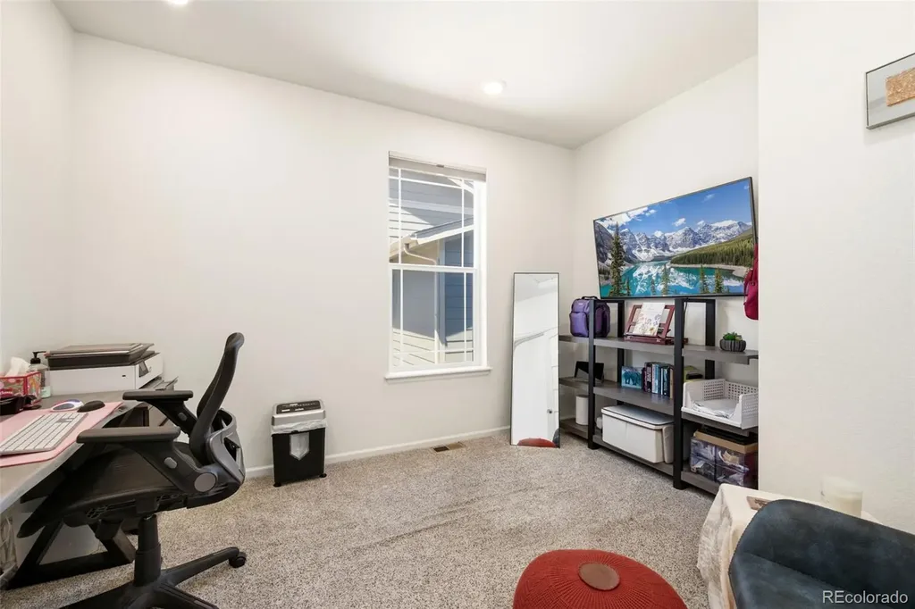 12791 Crane River Drive Longmont CO 80504