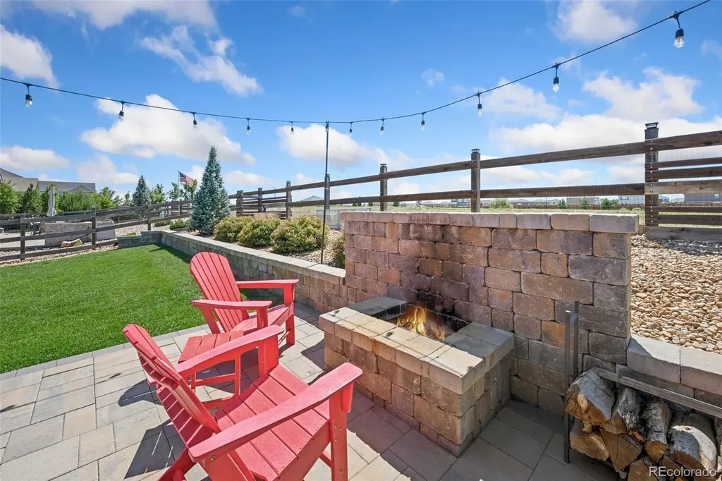 12791 Crane River Drive Longmont CO 80504