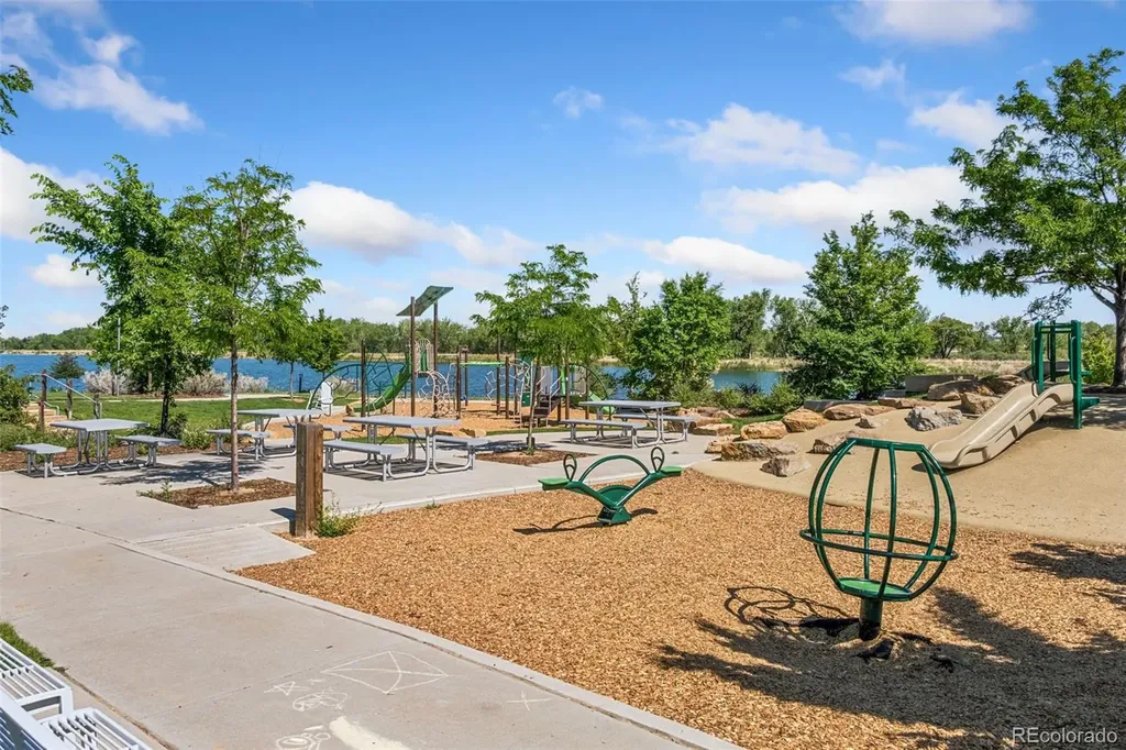 12791 Crane River Drive Longmont CO 80504