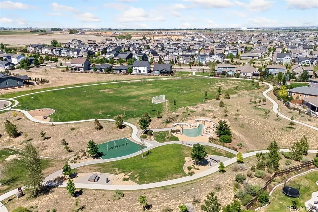 12791 Crane River Drive Longmont CO 80504