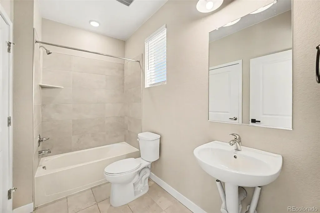 1580 W 68th Lane Denver CO 80221