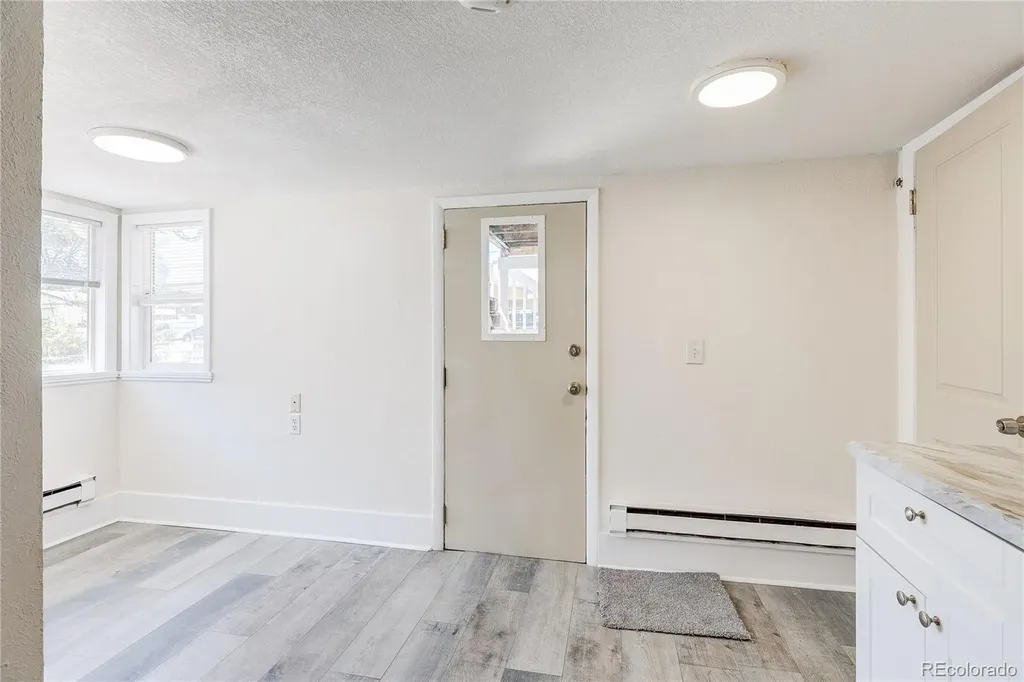 4609 S Lincoln Street Englewood CO 80113