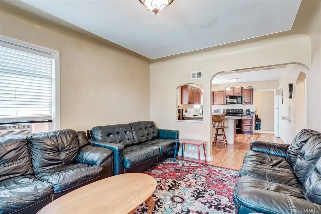 4609 S Lincoln Street Englewood CO 80113
